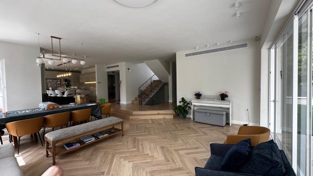 197e5aaf dfa5 4282 bed3 642524a98633