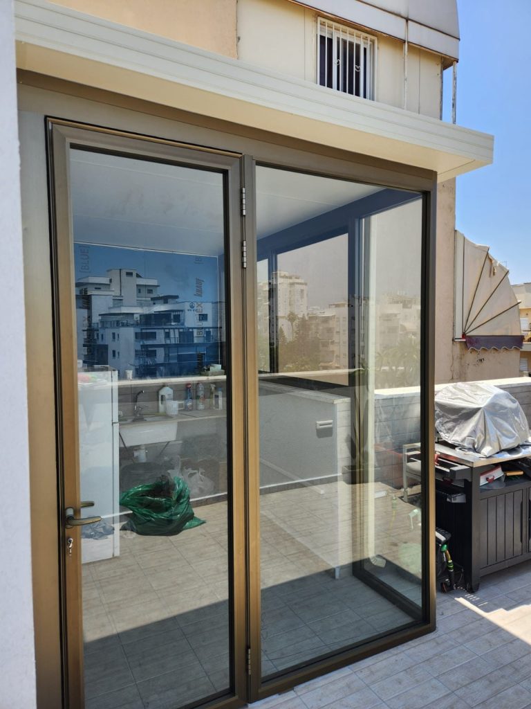 4c7c2812 2cc7 4b0a a7a6 bdc79567a80e