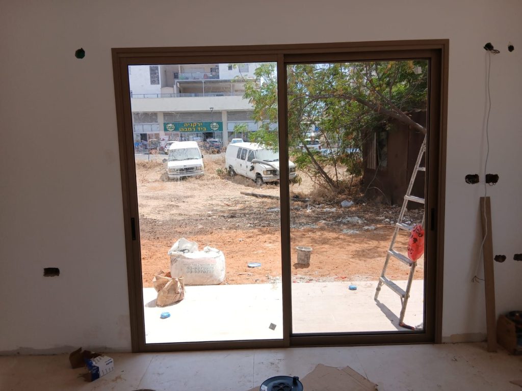 81a77197 fdb9 4735 9173 7ff57c2aded5