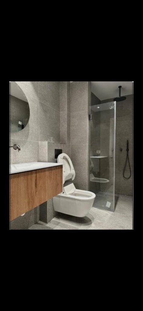 9d5eb94a e90b 4a01 99f9 d74a5cc9838e