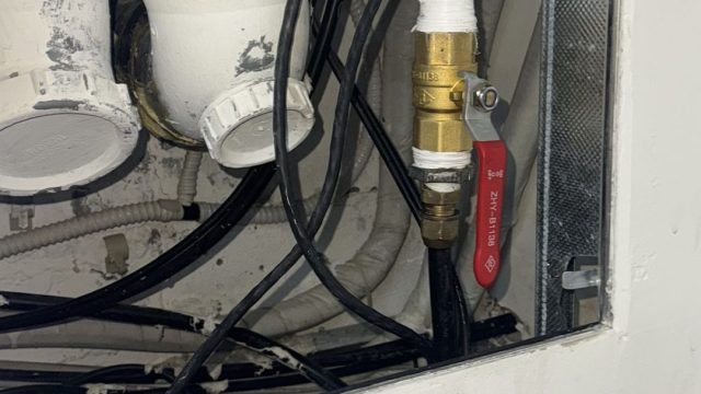 103a0ca0 c8f8 47c0 bf94 9d39f0dc7dbc