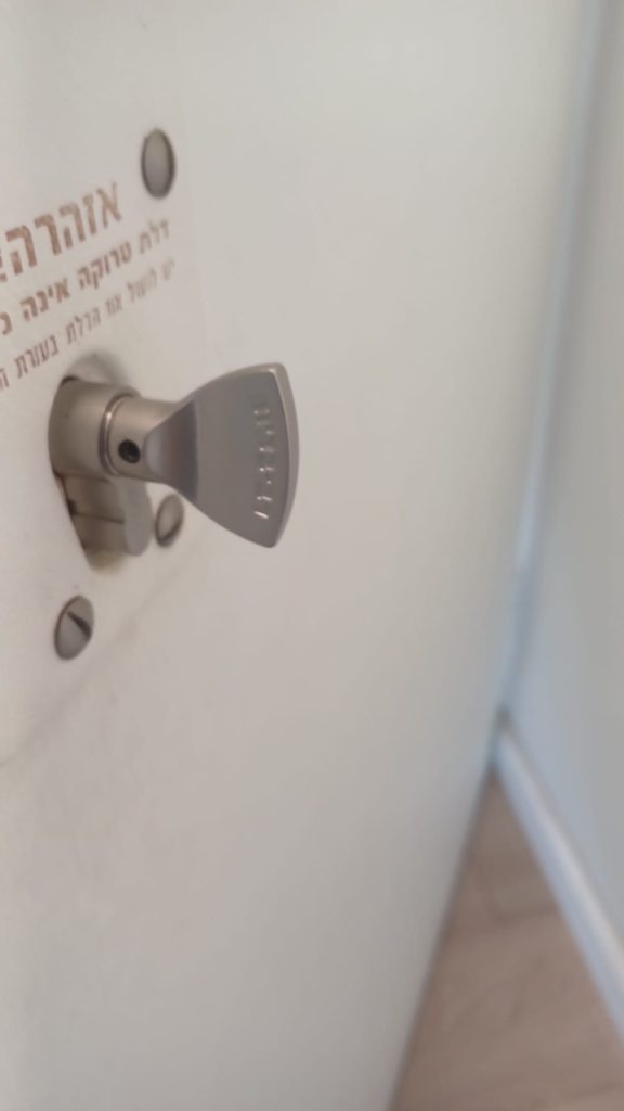 13da51a1 ec7f 488d a675 e3d117a2035d