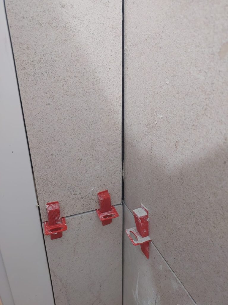 28019546 7e1e 4e0a a8b9 b475794e8c94