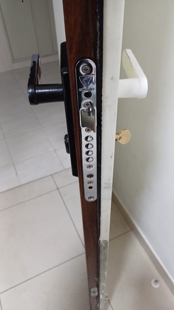 3a6bfdbd 5dff 4ab0 8156 b26361f1c869