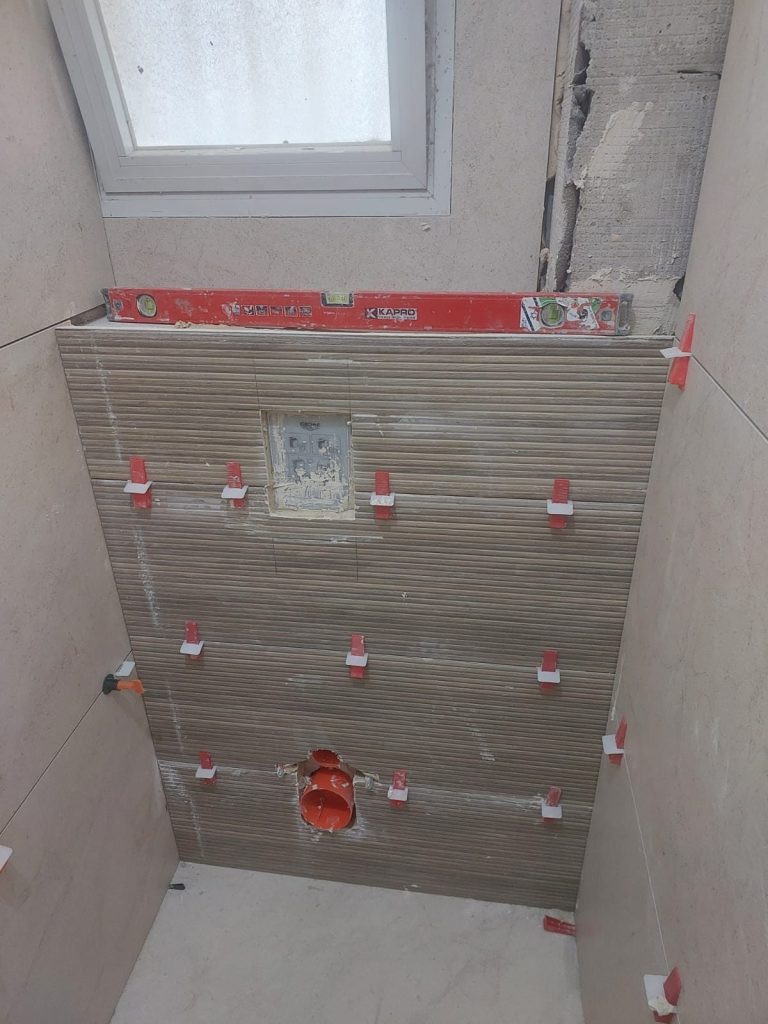 5b1eee20 e190 46b5 a52a c36160e30857