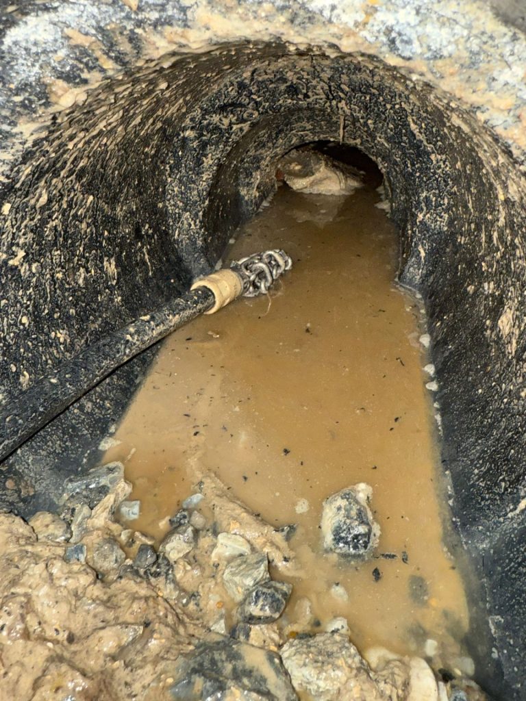 60364207 7121 4186 a3b1 aa86f7b78e82