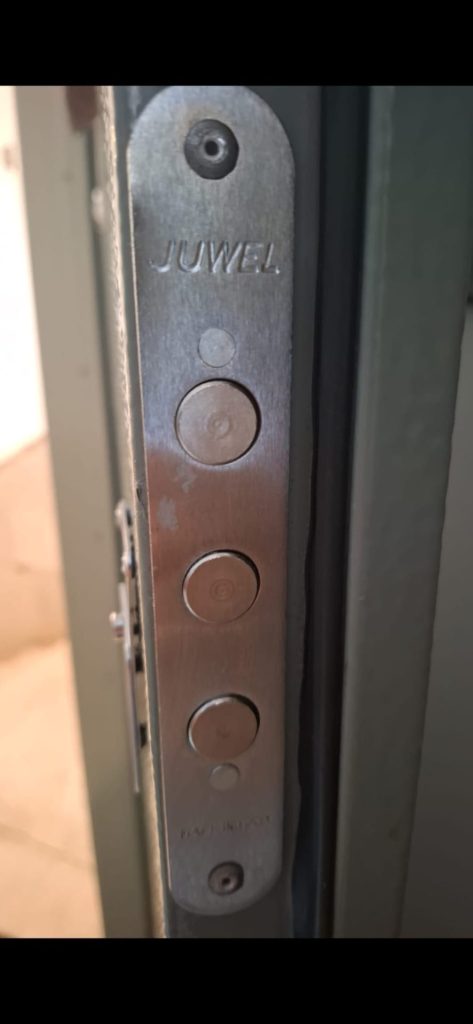 71df4f8d 2ba2 4e4a a4a3 5918bf6c371a