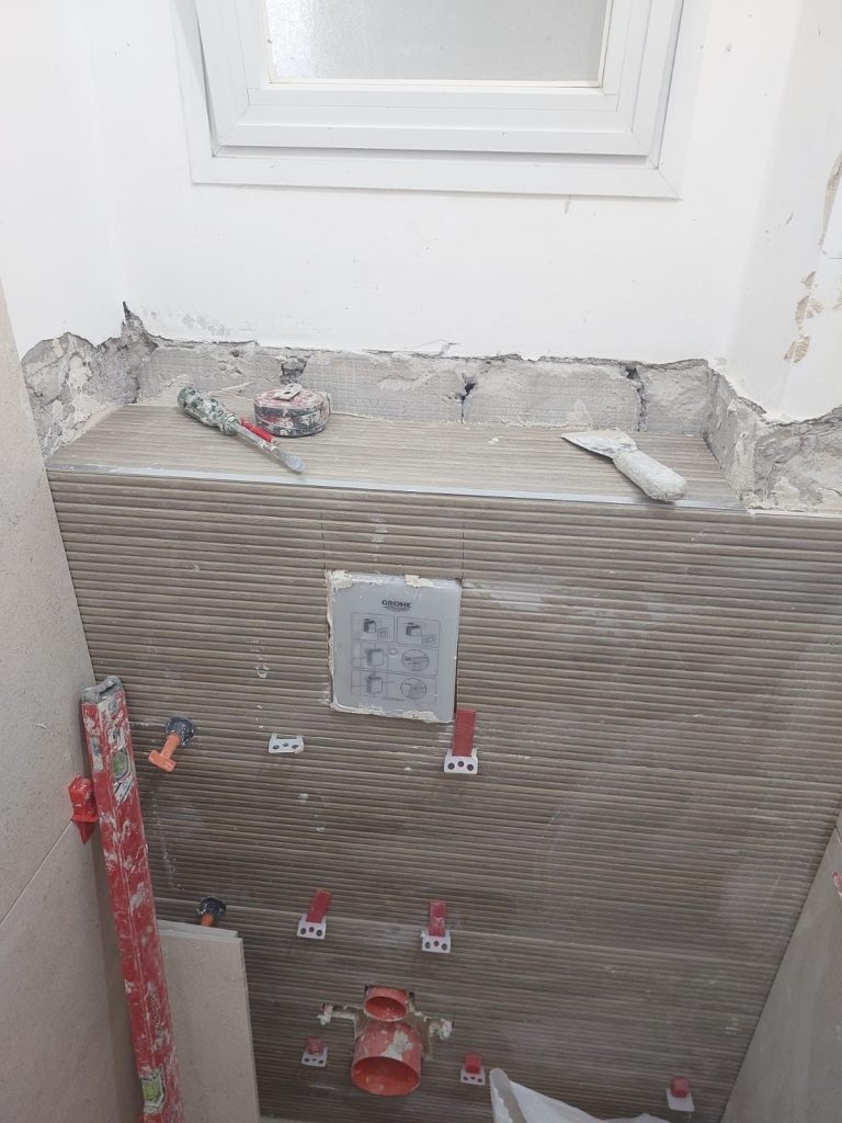 Efb852f7 739f 402a a62c 8bd74510eedb