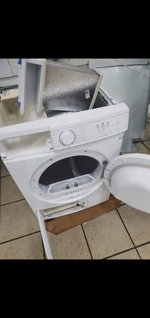 37d2187c 9436 4a4d 88c0 08e9193eb636