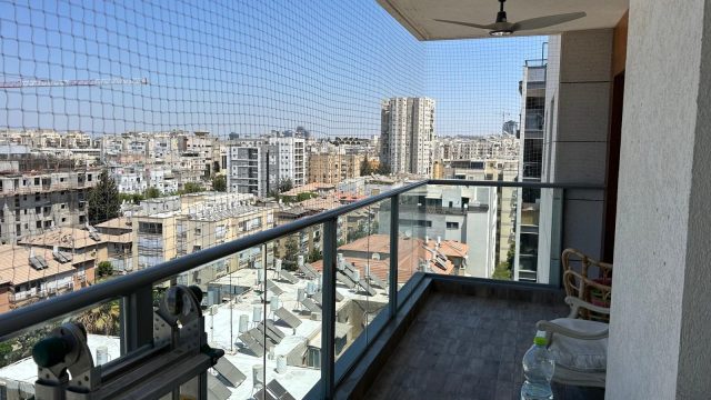 5340f5b2 c57f 424a b449 fc80250372c5