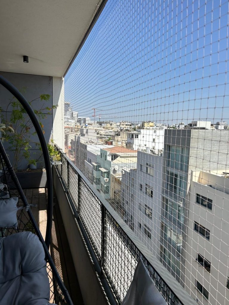 C0e38513 e279 4057 8aa4 77d2c624eb1a